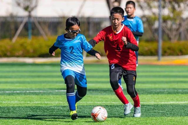 罗伯逊：每场比赛斯洛特都会改变球员职责